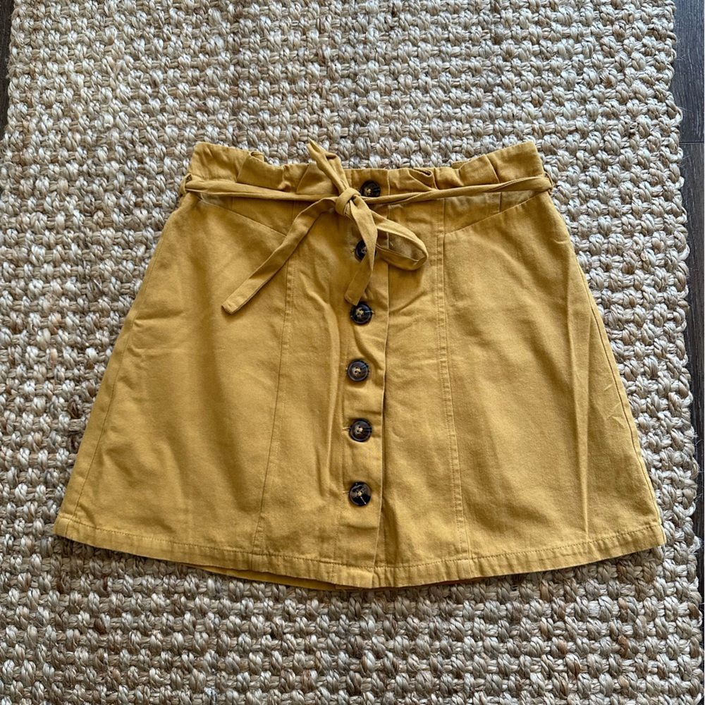 Women’s Yellow Skirt